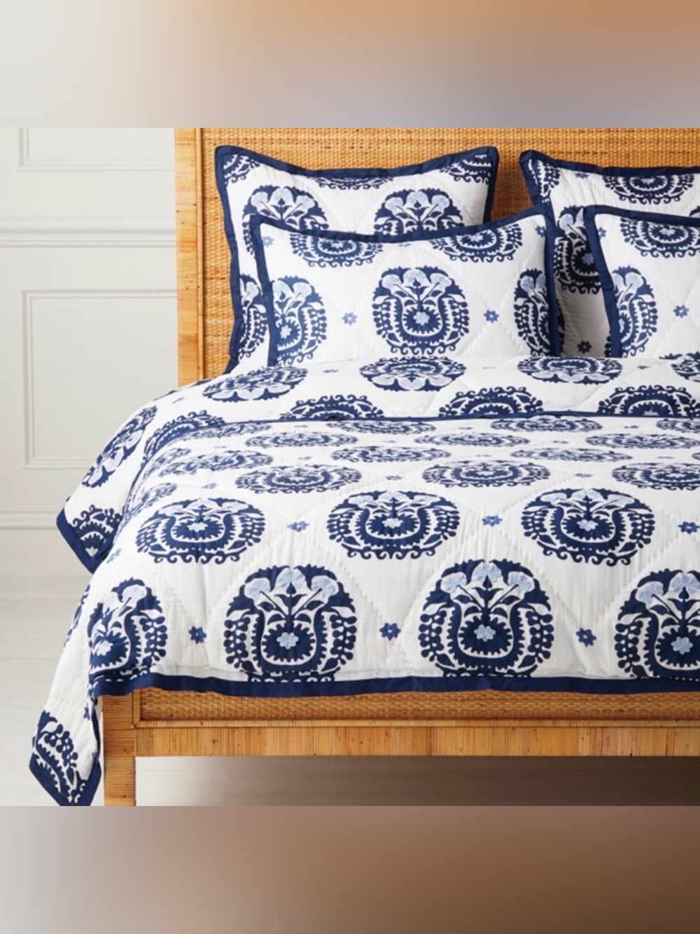Serena and Lily Suzani Quilt in Navy Full/Queen
